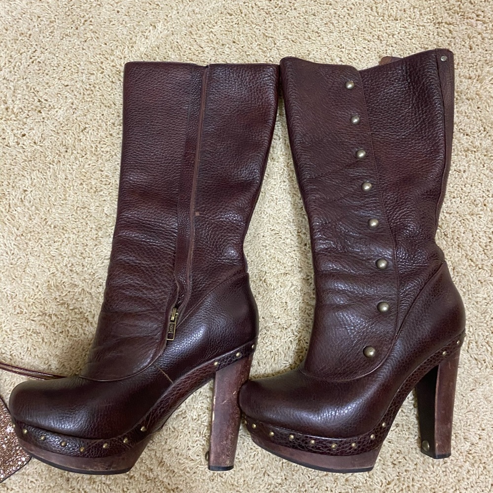Ugg dressy boots size 9